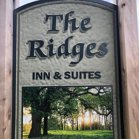 בייליס הארבור Ridges Inn & Suites מראה חיצוני תמונה